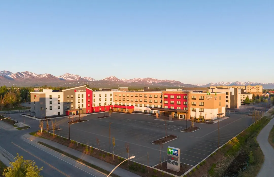 Holiday Inn Express & Suites Anchorage - Midtown-1